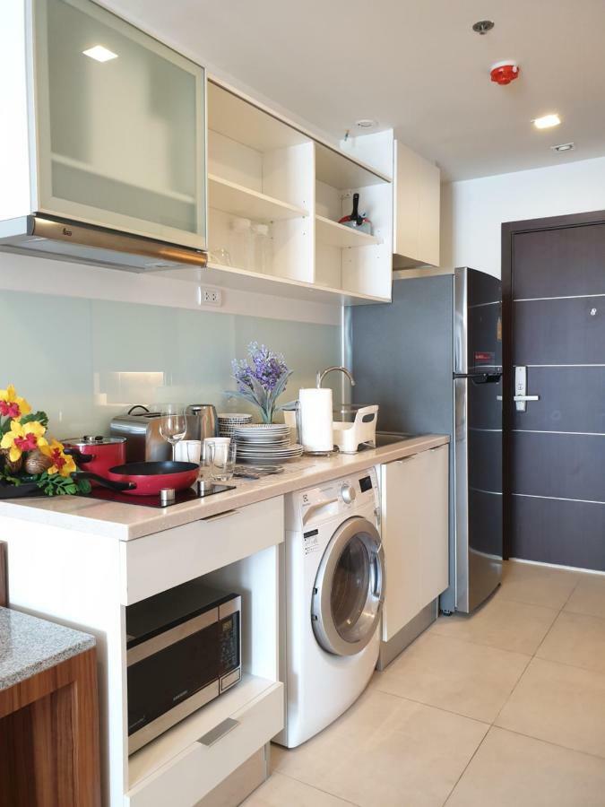 The Astra Chiang Mai Apartment Exterior photo